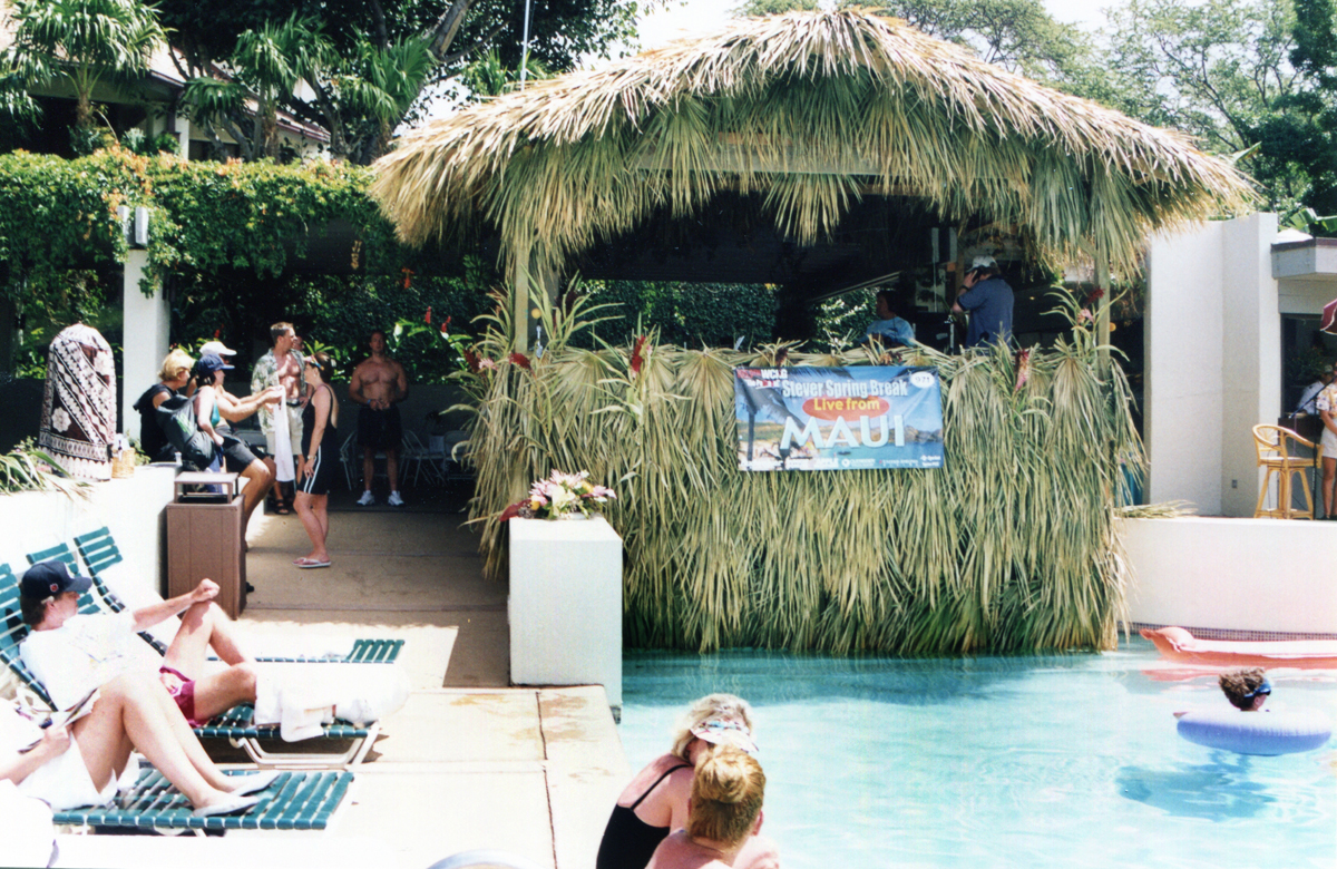 Poolside fun in Maui